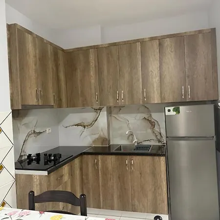 Apartment Aimer's Golem (Tirana)